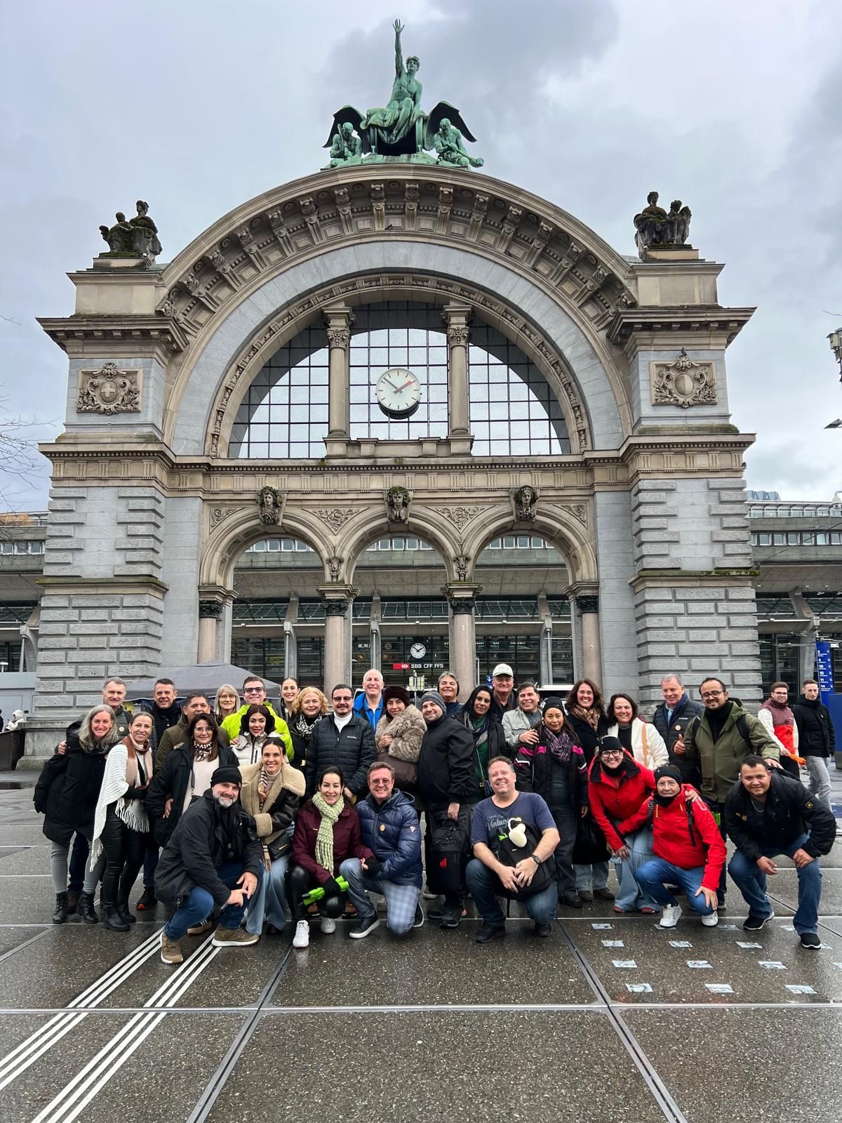 urn_li_image_D4E22AQEi9iiKMDmNEQ