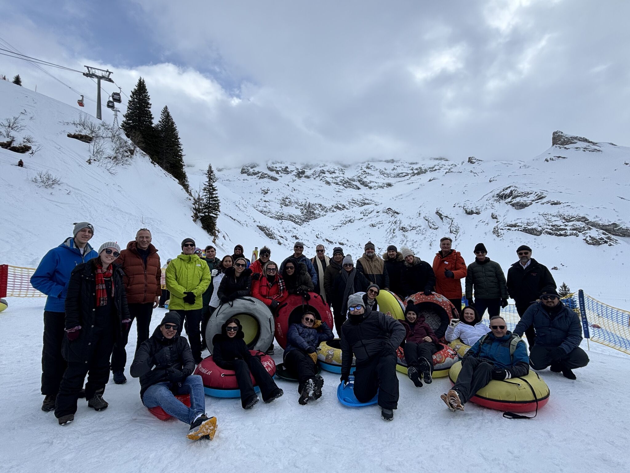 urn_li_image_D4E22AQFbs3MAK30ccw