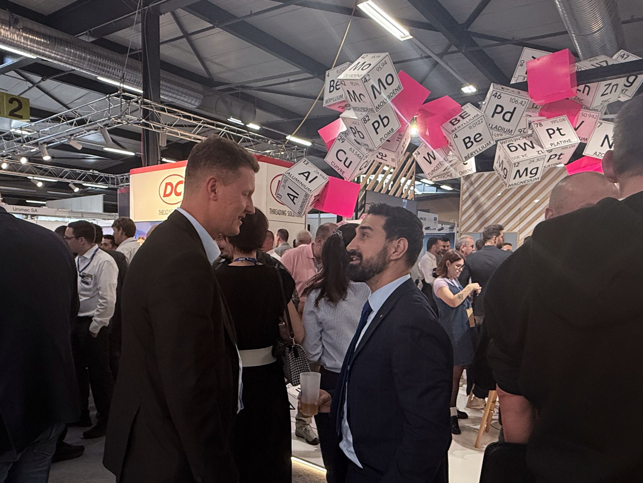 urn_li_image_D4E22AQFqXuuRxhNLSw