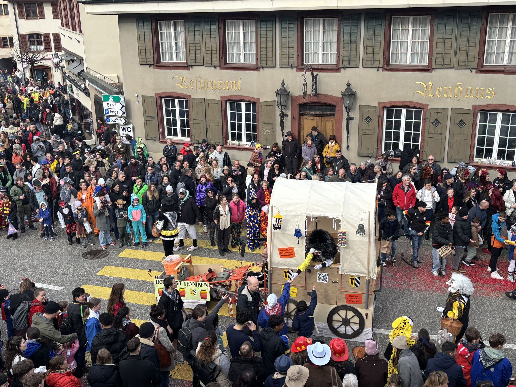 urn_li_image_D4E22AQFyOw0UgF-cug