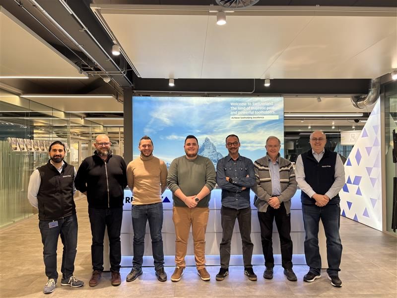 urn_li_image_D4E22AQG5ZyC_6IosNw