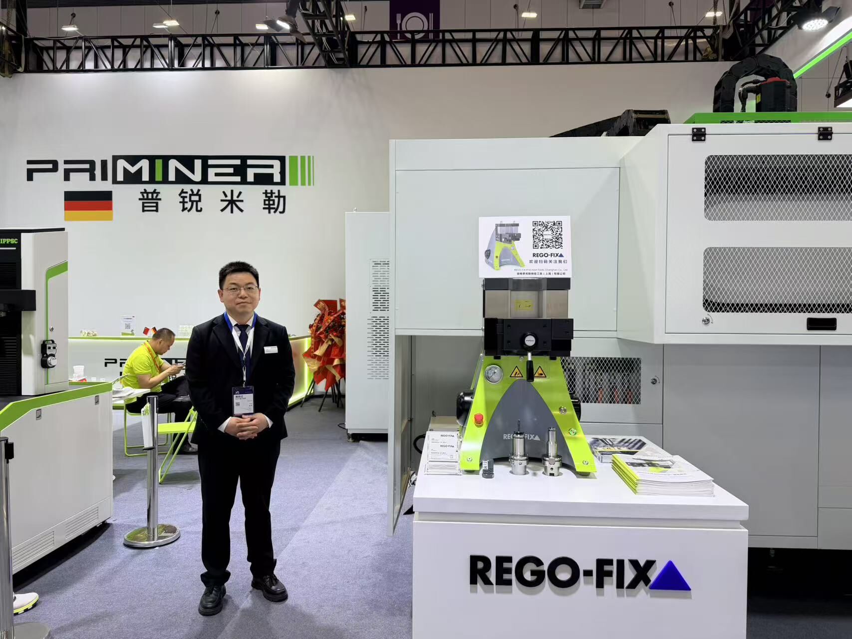 urn_li_image_D4E22AQHaTqFZ72MRLw